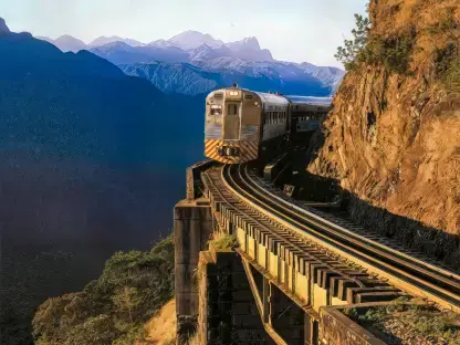 Litorina subindo a serra do mar ao entardecer